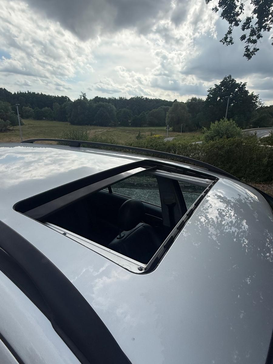 Mercedes-Benz E280 2004 — photo 8