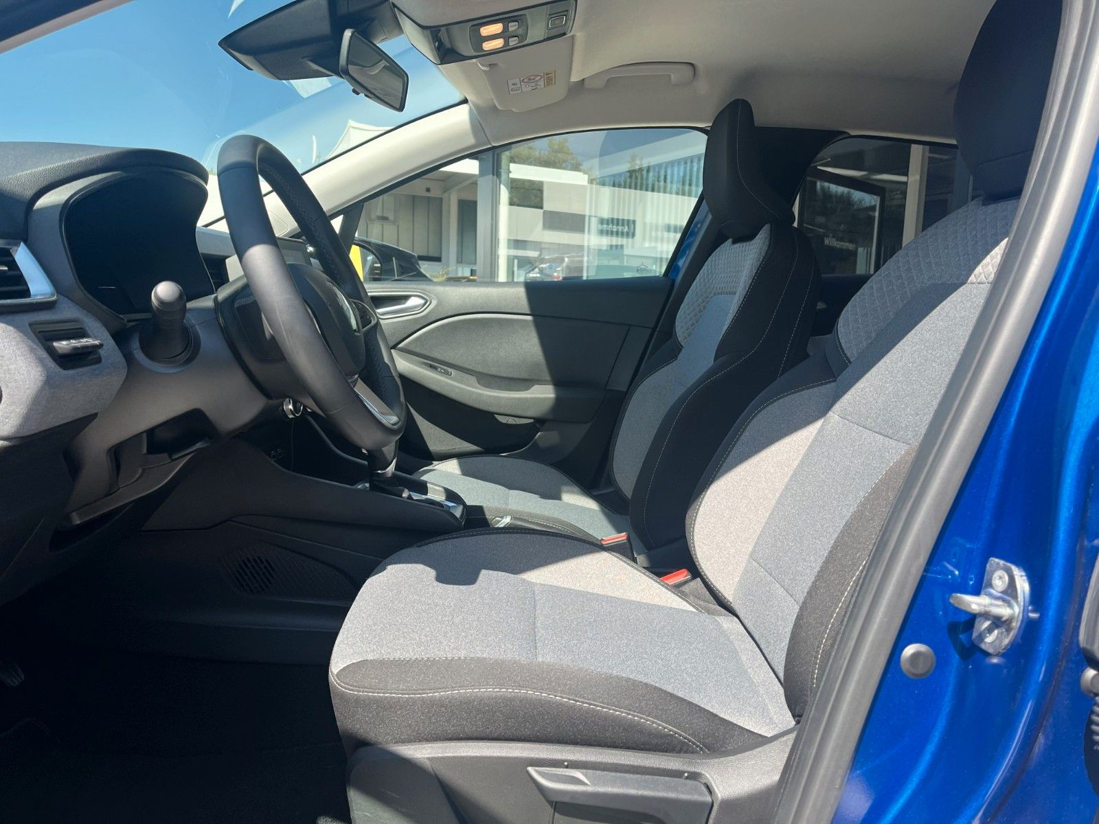 Fahrzeugabbildung Renault Clio V Evolution "FULL HYBRID"