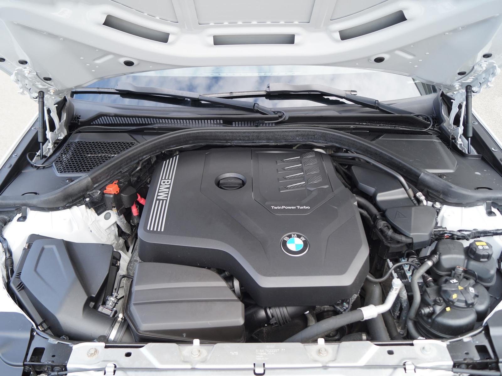 BMW 330i Aut. Tou. Sport Line * Navi * LED * Leder