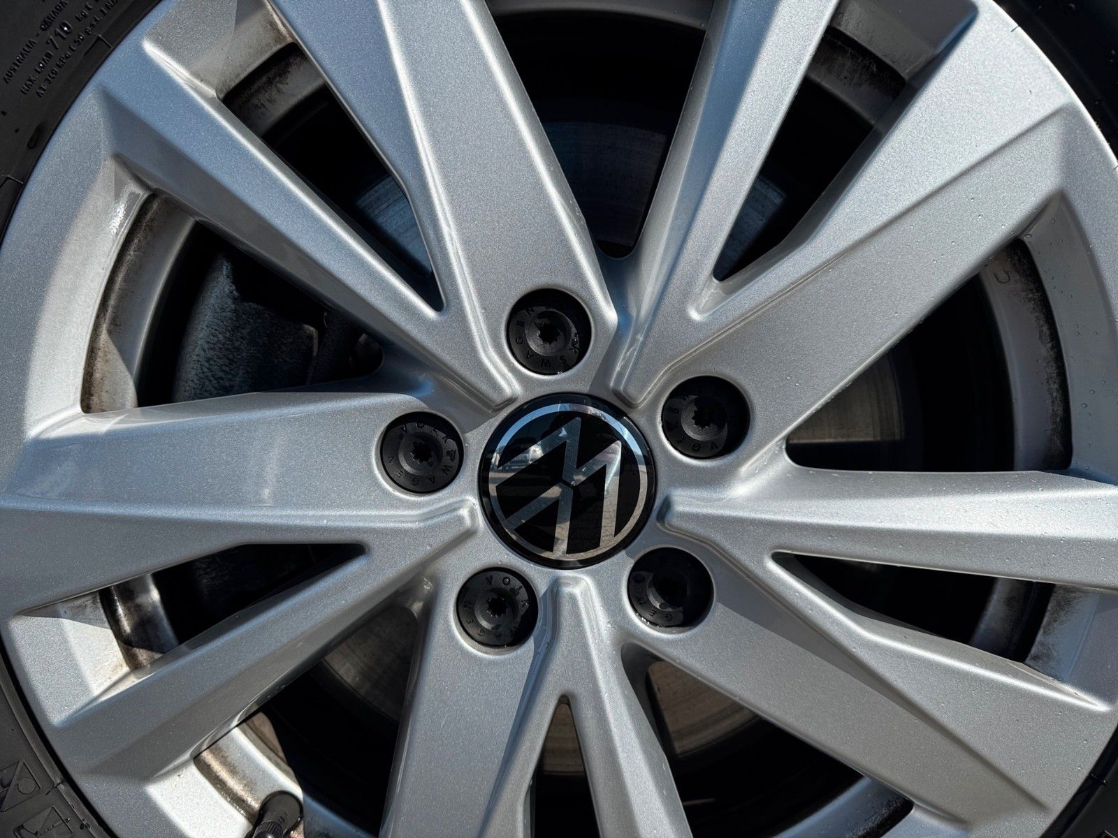 Fahrzeugabbildung Volkswagen Touran Comfortline 2.0 TDI