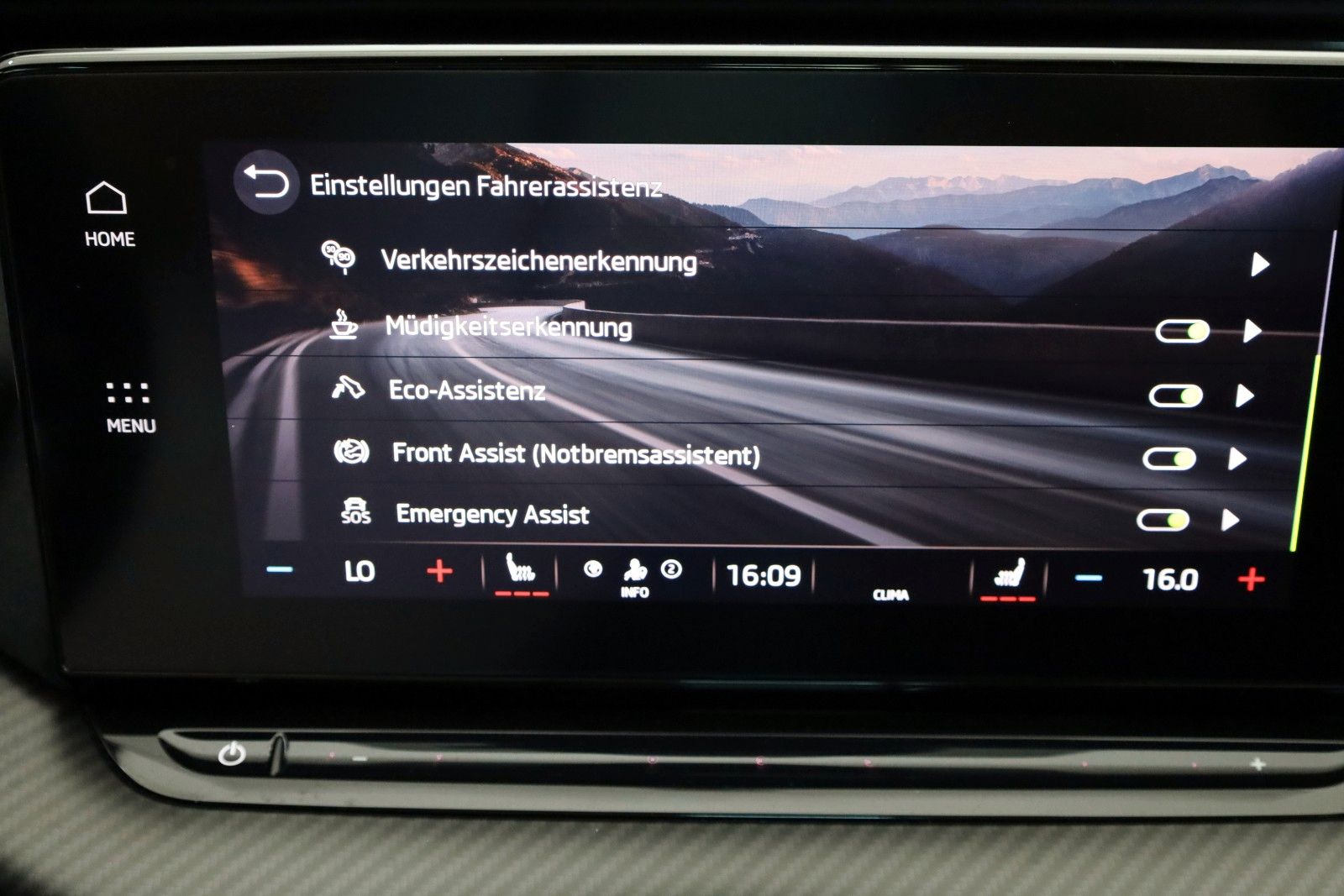 Fahrzeugabbildung SKODA Octavia Lim. RS, T.Leder,Navi,LED,SH,Kamera,ACC