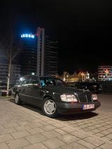 Mercedes-Benz Mercedes S124 / W124 280 TE Oldtimer H Kombi - Mercedes-Benz 280 in Stuttgart