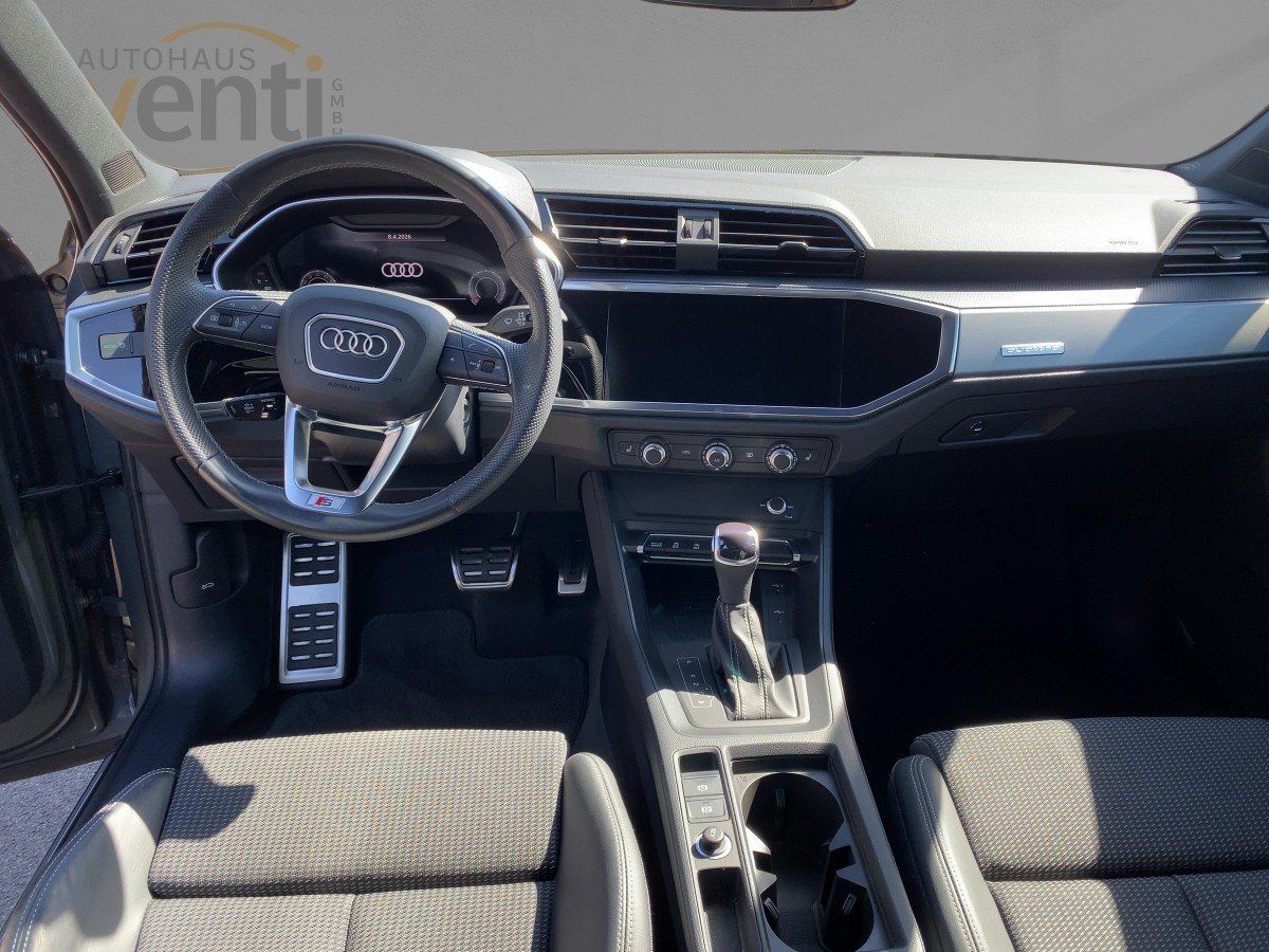 Audi Q3 Sportback 40 TFSI quattro S line 2024 S-Line foto 4