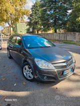 Opel Astra 1.7 CDTI 110CV Station Wagon Cosmo - Opel Astra aus 2009 mit Diesel-Antrieb: Kombi, 1.7