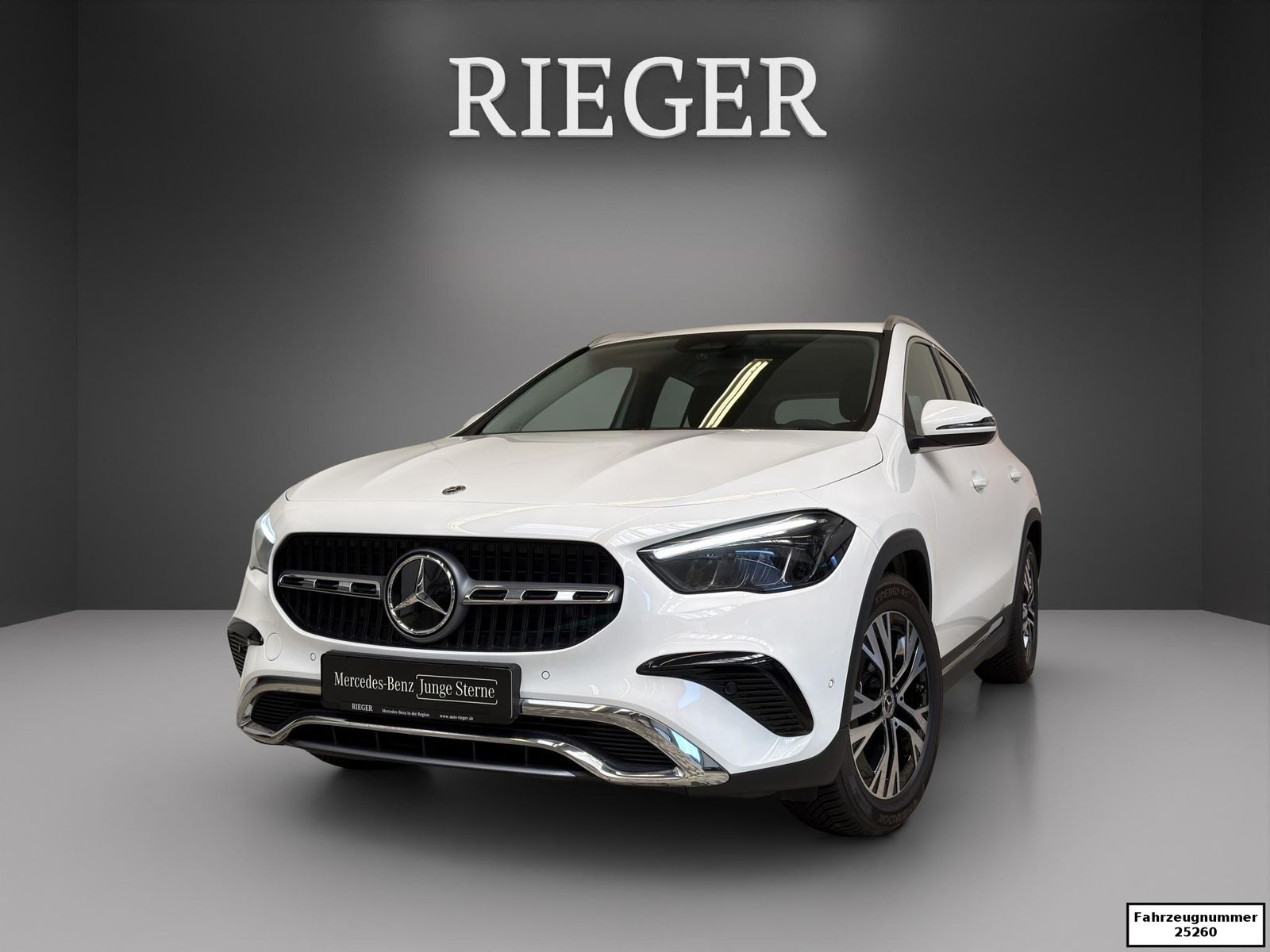MERCEDES-BENZ GLA 200 Progressive*AHK*LED*SHZ*Spurhalte*18"*++