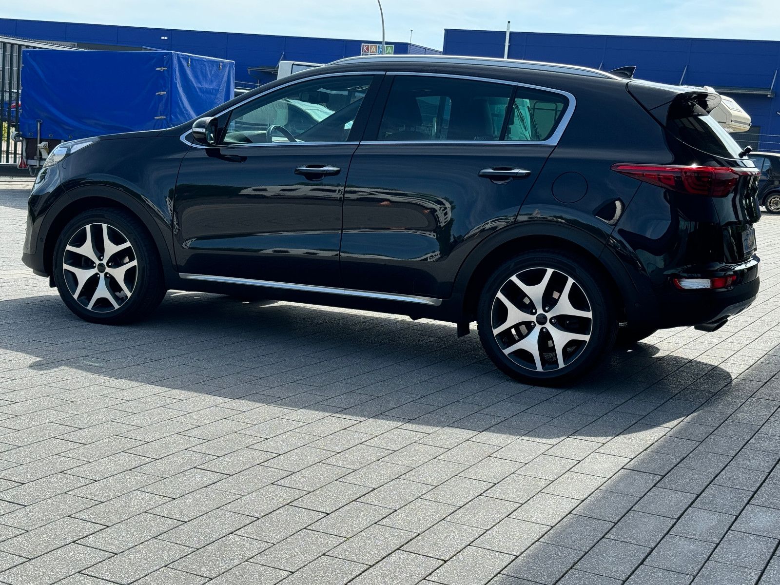 Fahrzeugabbildung Kia Sportage GT-Line 4WD,Navi,Leder,Sitzh,Kamera v+h