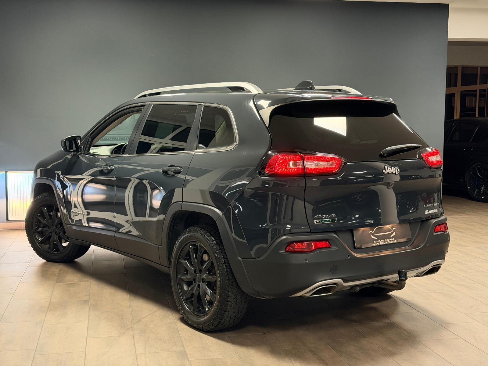 Jeep Cherokee 2.2 Limited 4WD /LEDER/AHK/KEYLESS/RFK/