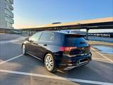 Volkswagen Golf 1.5 eTSI OPF DSG 110kW Style Style - Privatanbieter Berlin gebraucht