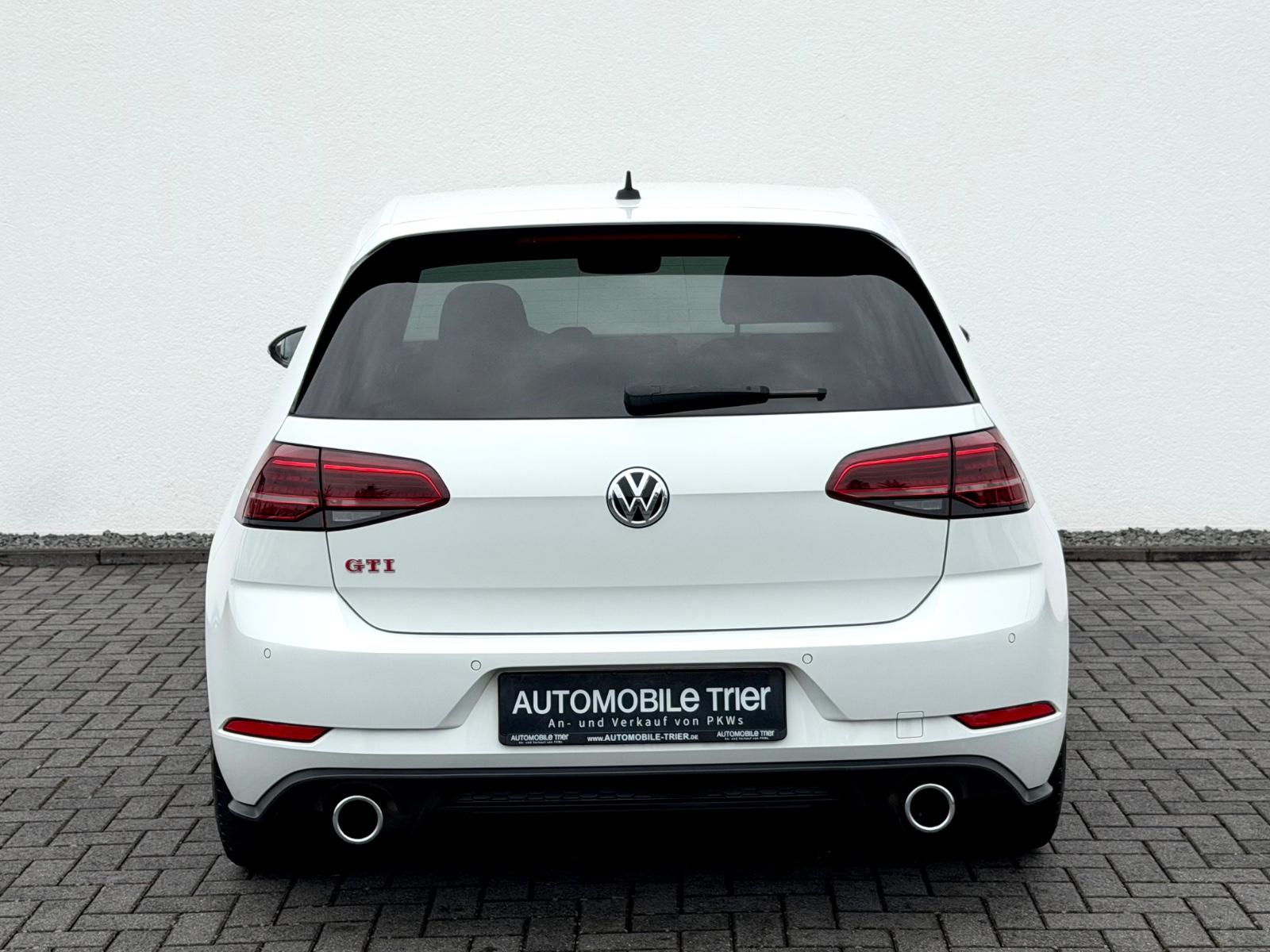 Volkswagen Golf 7 Lim. GTI Performance /LED/CAM/CARPLAY/