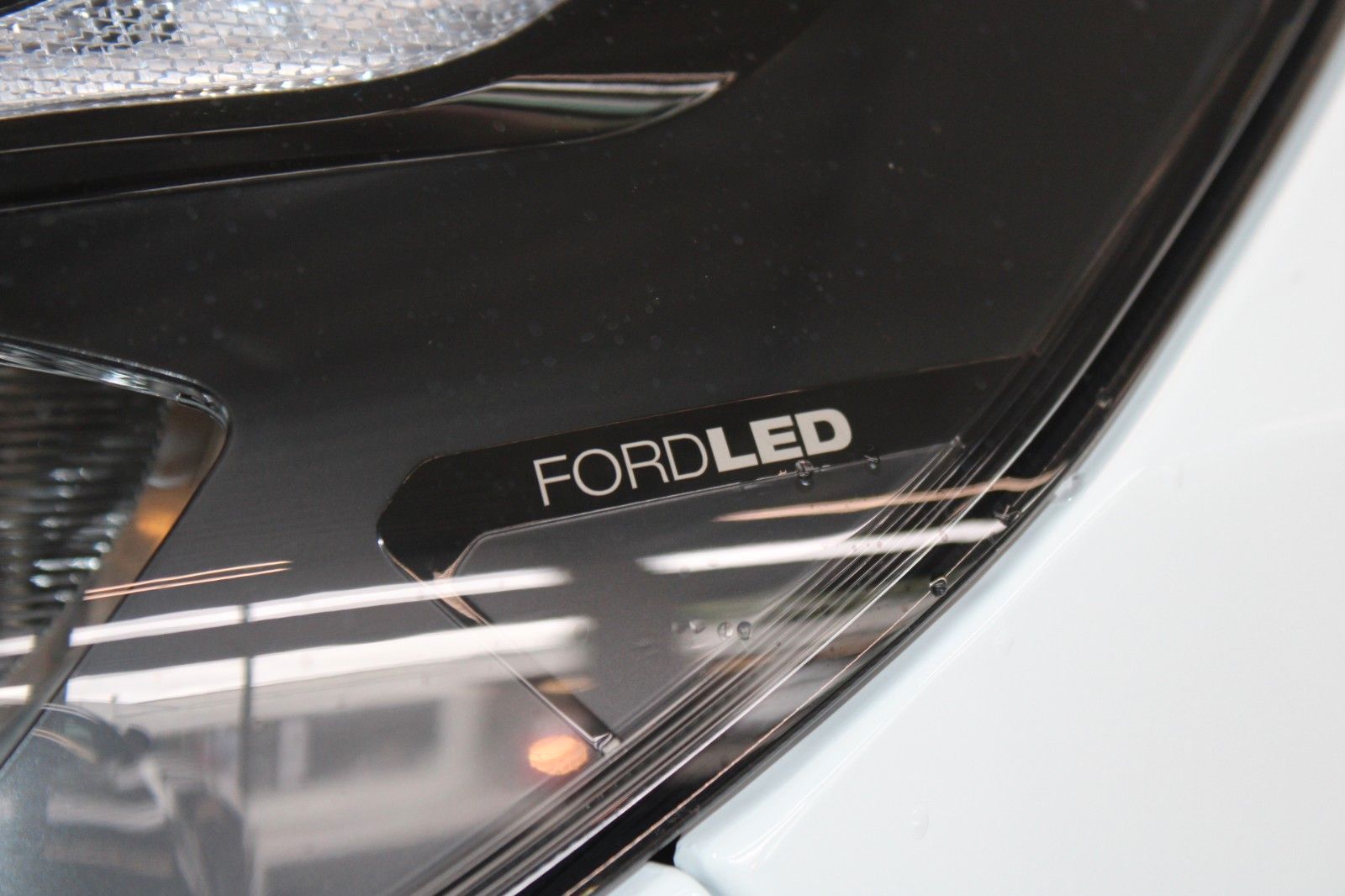 Fahrzeugabbildung Ford Transit Custom TREND PHEV L1 LED NAVI Technolog