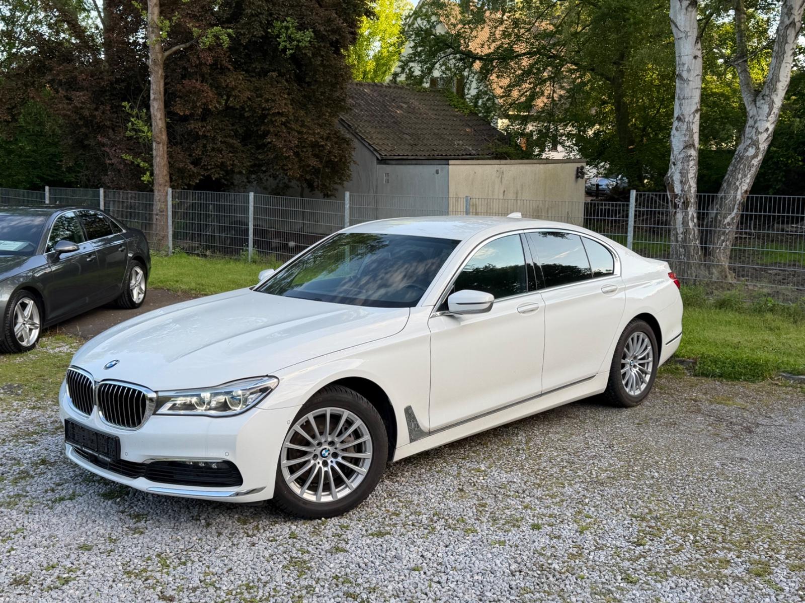 BMW 730 d |WEISS|2.HD*NAVI*LEDER*LASER*KAMERA*