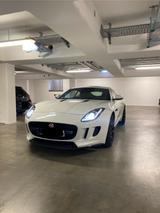 Jaguar F-Type 3.0 L V6 Kompressor Automatik  - Jaguar F-Type mit Benzin-Antrieb: Coupé