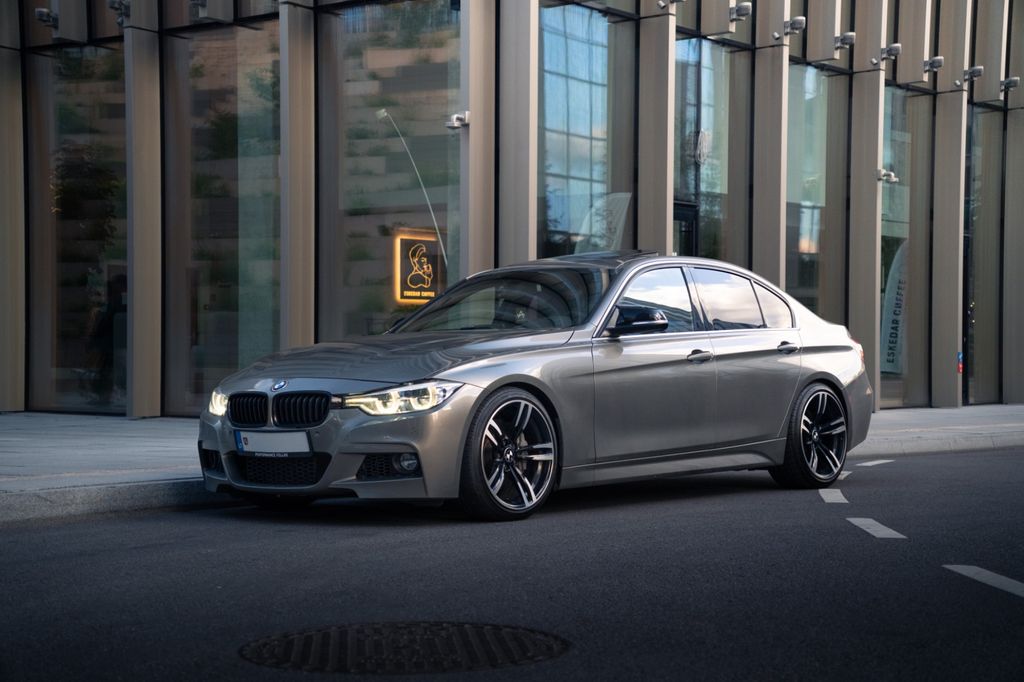 Image of BMW 340