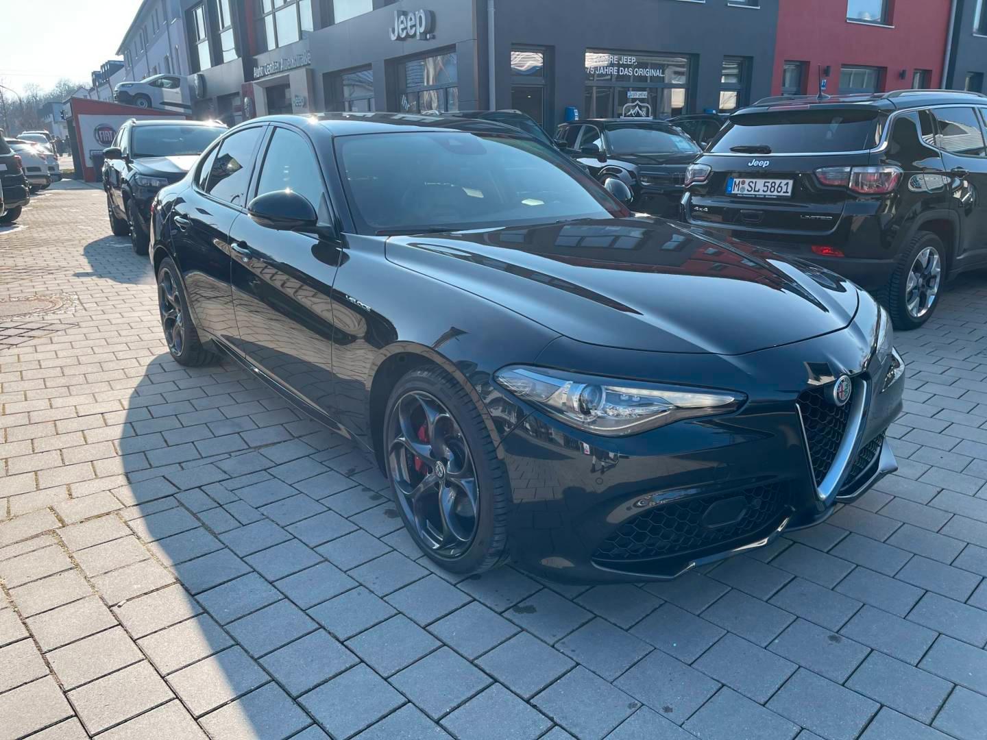 Alfa Romeo Giulia Veloce 2.0 Turbo 16V AT8 Q4  19' Zoll