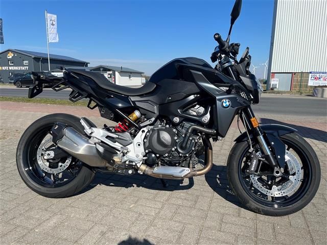 BMW F 900 R