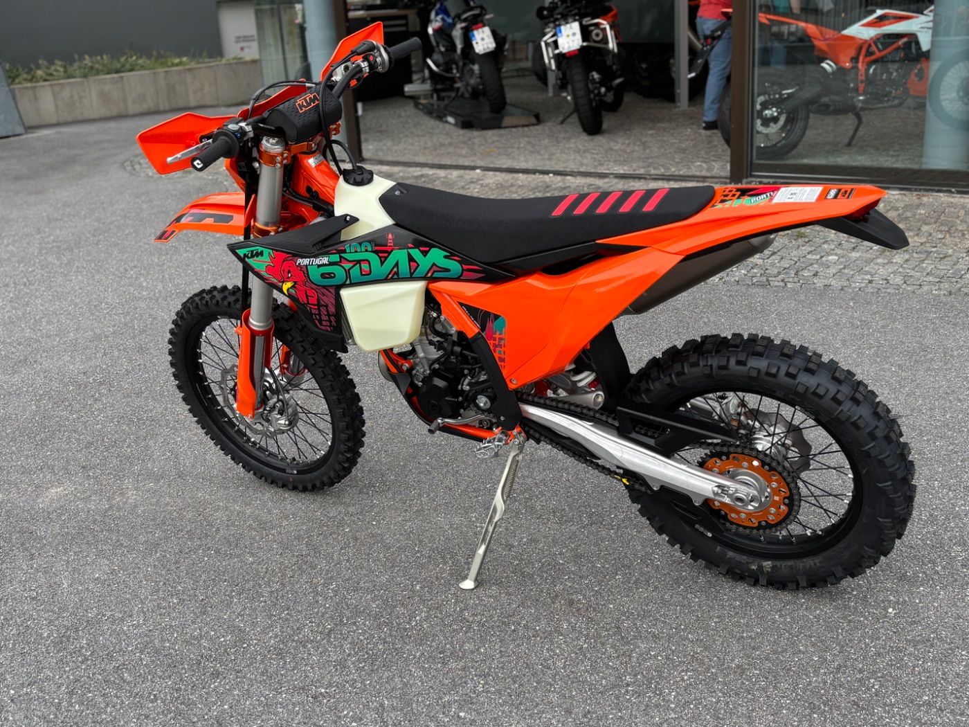Fahrzeugabbildung KTM 350 EXC-F Six Days 2027