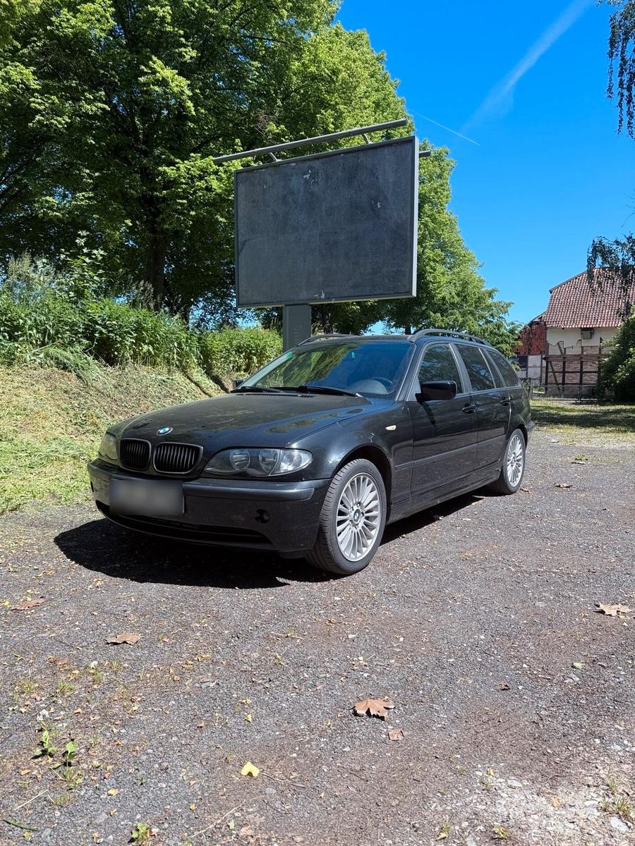 BMW 320