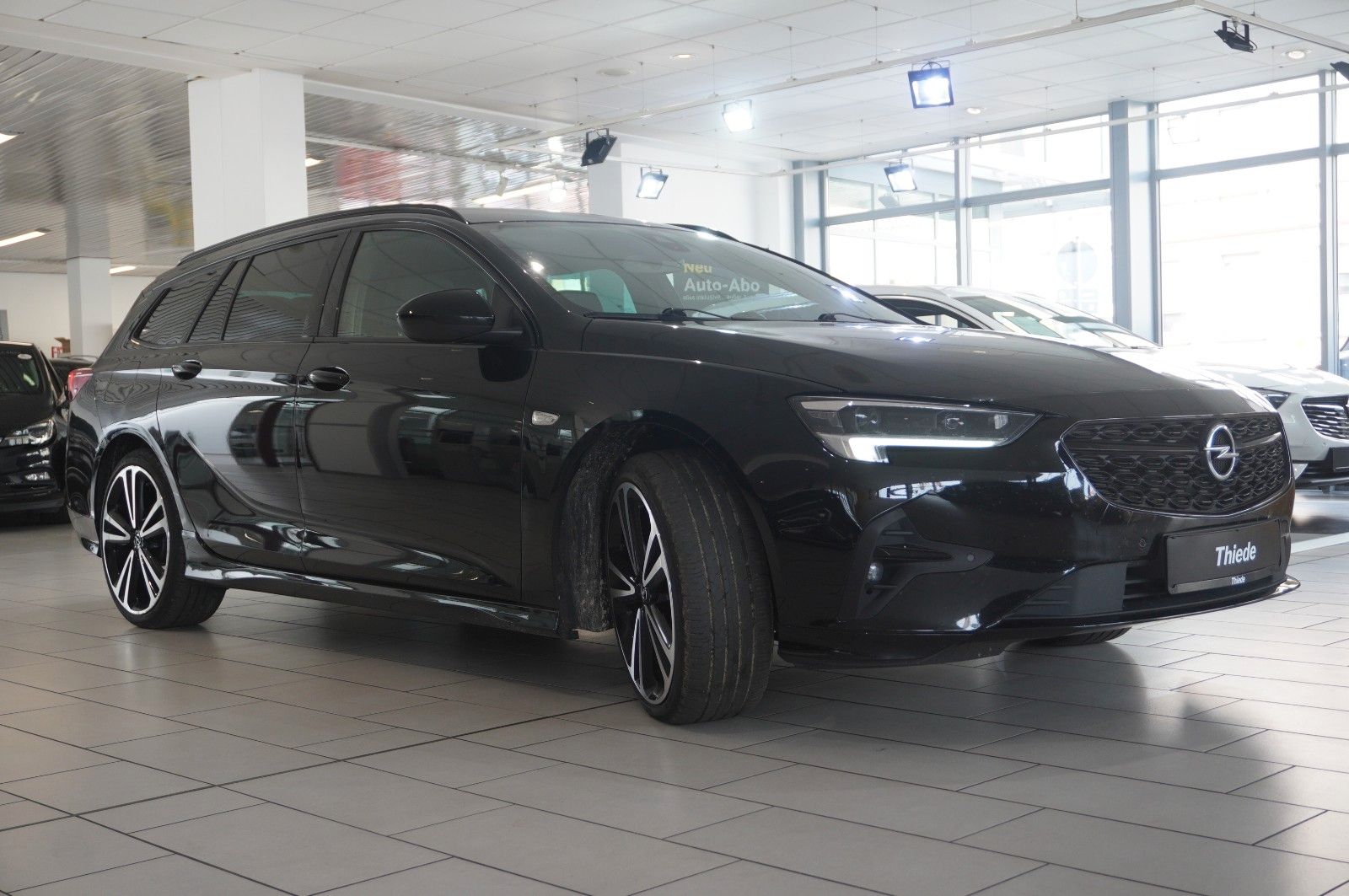 Fahrzeugabbildung Opel Insignia B ST 2.0D ULTIMATE NAVI/LED/KAMERA/AHK