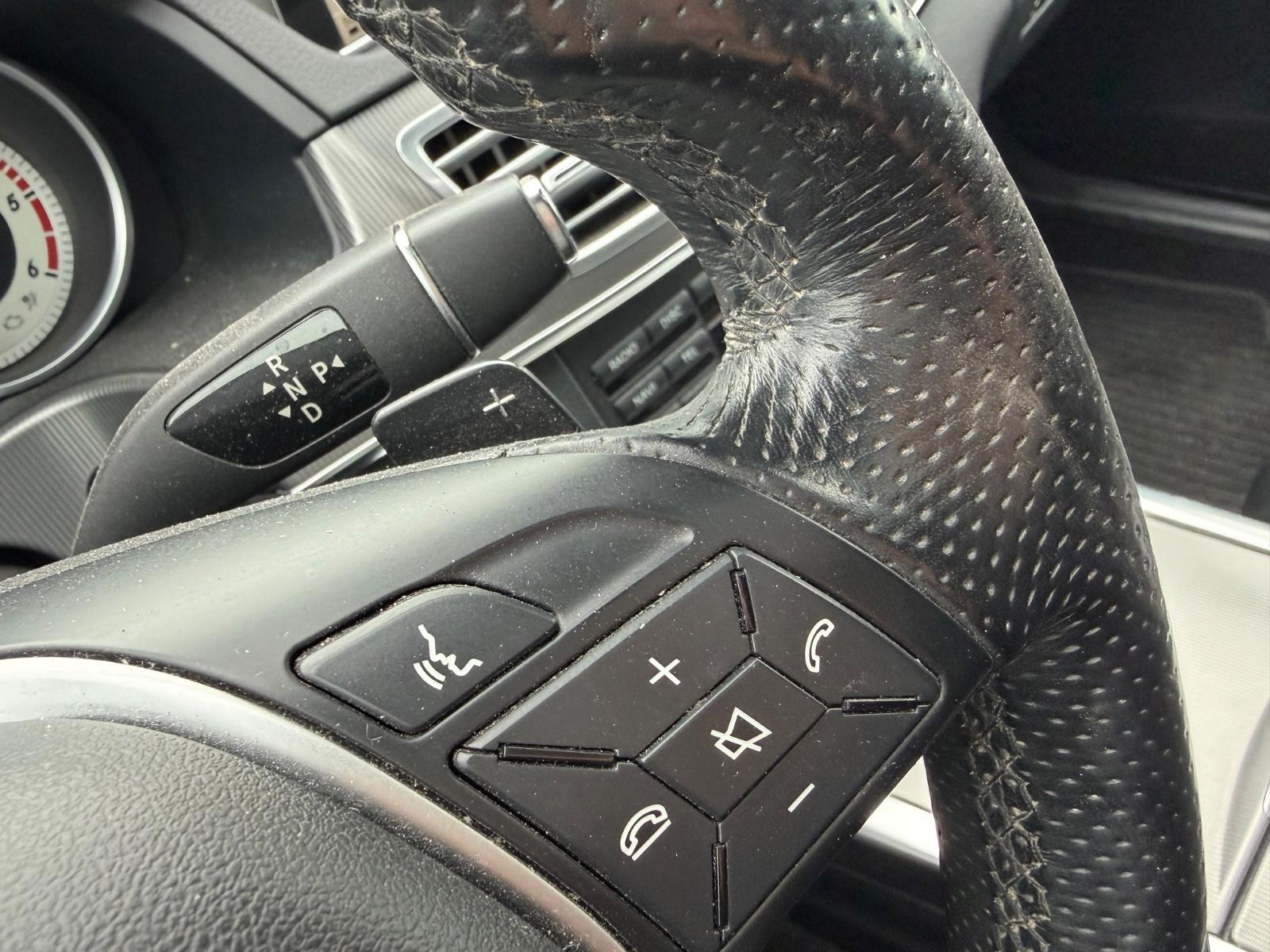 Mercedes-Benz E300 2013 — photo 22