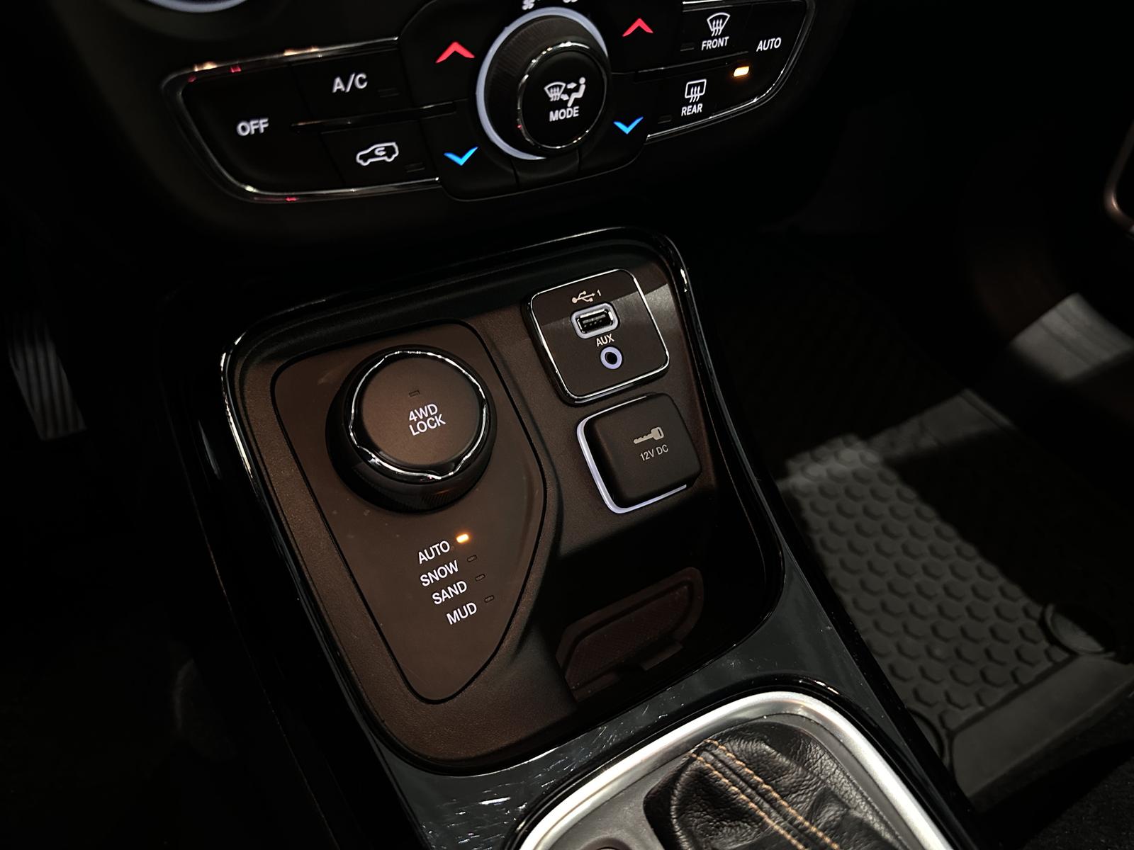 Jeep Compass Limited 4WD *AHK, NAVI, CARPLAY*