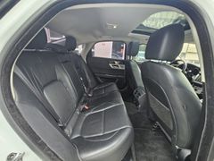 Fahrzeugabbildung XF AWD Automatik