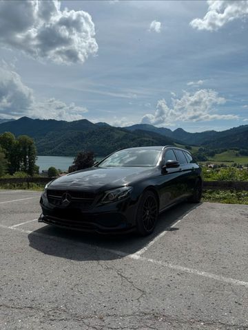 MERCEDES-BENZ Mercedes E Klasse E220d 4Matic