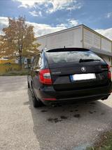 Skoda Superb 2.0 TSI DSG Elegance Combi - Skoda Superb: Combi Elegance