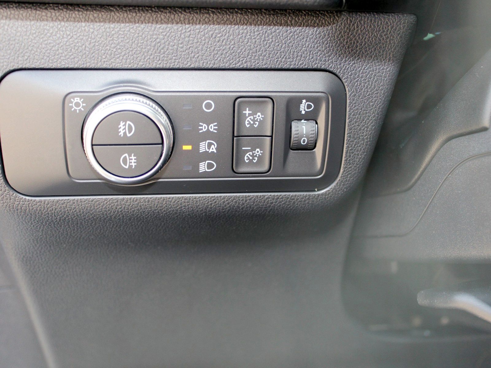Fahrzeugabbildung Ford Kuga Cool & Connect 1,5 EcoBoost