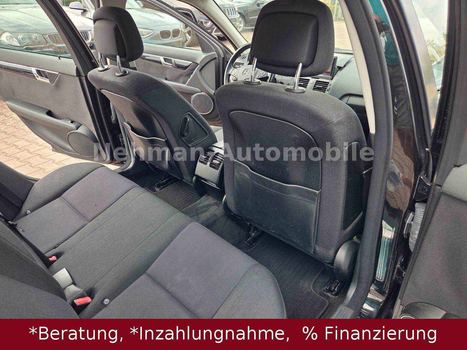 Mercedes-Benz C200 2010 — photo 15