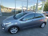 Hyundai i30 FIFA WCE*NAVI*RFK*AHK*PDC*SHZ*NEU TÜV*8xALU* - Hyundai: X30