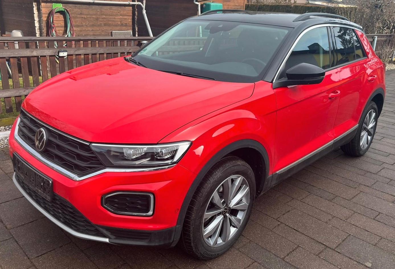 Volkswagen T-Roc Style 4Mo. 2.0 TDI 110 kW DSG Navi,AHK,Sth