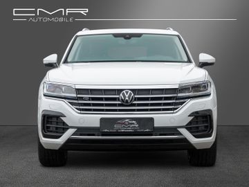 Volkswagen Touareg - 2