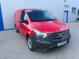 Mercedes-Benz Vito 110 CDI 6G KLIMA TEMPOMAT 3-SITZER SCHRÄNKE - Mercedes-Benz 6 sitzer