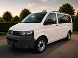 Volkswagen T5 Transporter Kombi 9 Sitze Automatik - VW T5 Gebrauchtwagen in Bielefeld