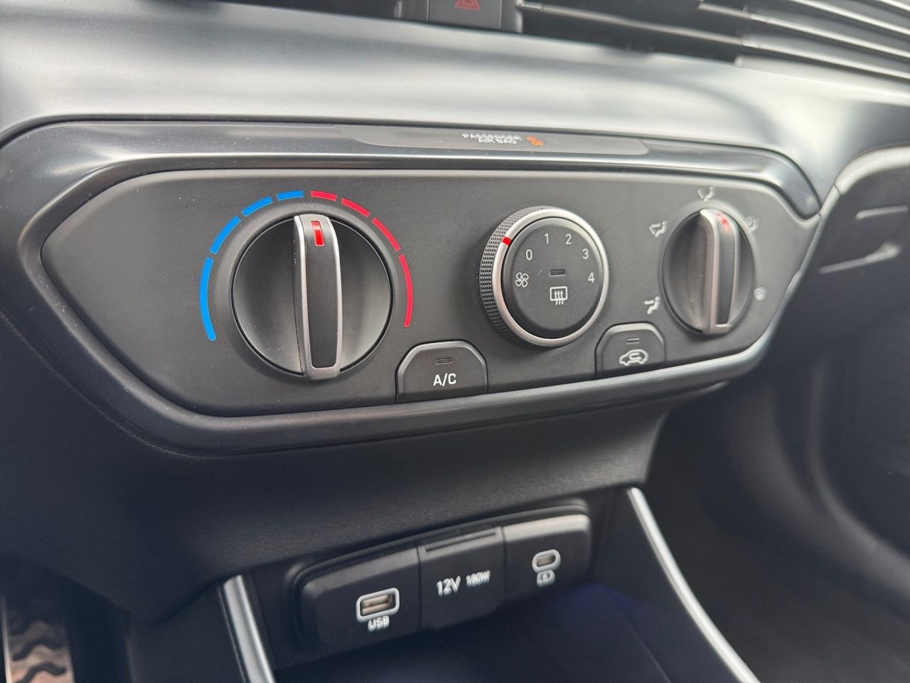 Fahrzeugabbildung Hyundai i20 N-LINE LED*KAMERA*KLIMA*NAVI**USB*BT*TEMP