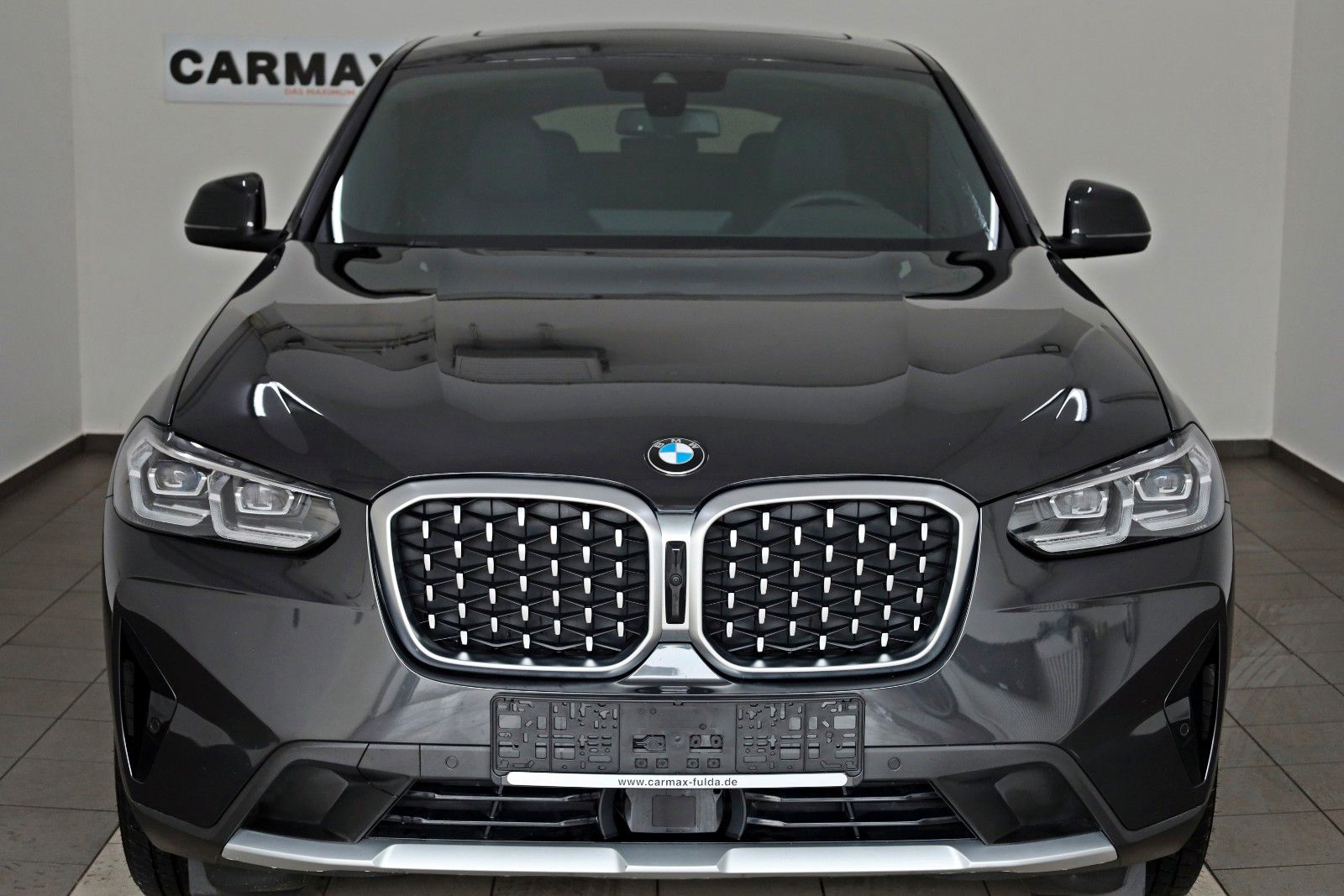 Fahrzeugabbildung BMW X4 xDrive 30 i, Leder,360Kamera,HUD,ACC,Panorama