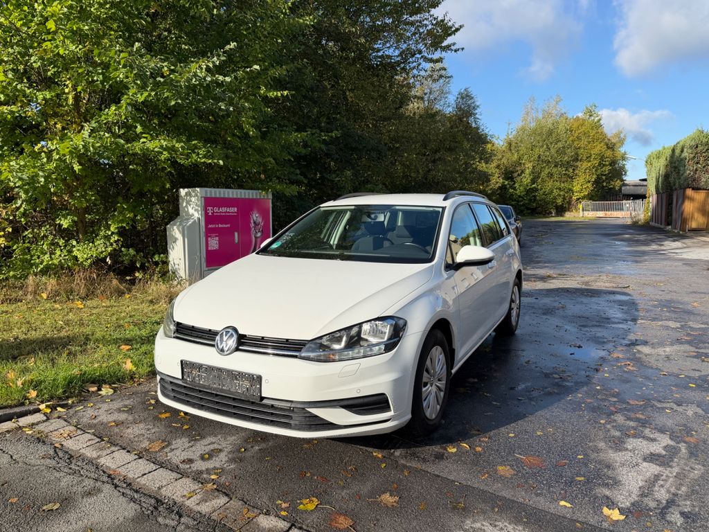 Image of Volkswagen Golf