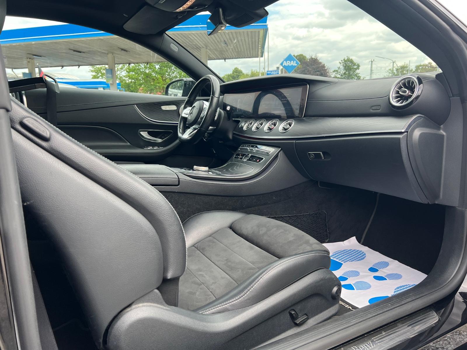 Mercedes-Benz E 300 E Coupe AMG Line Panorama Soft -Close
