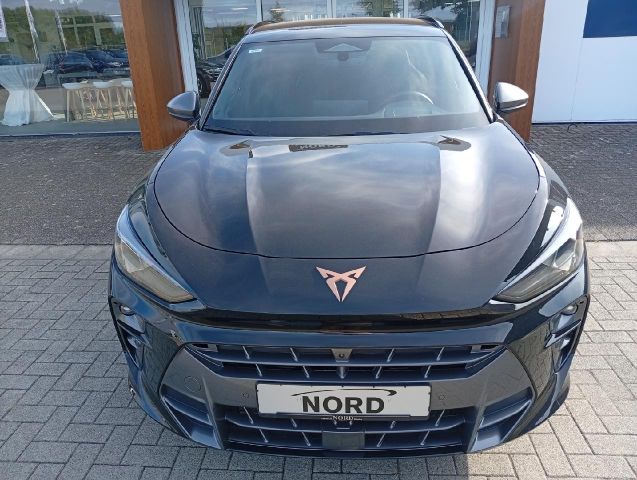 CUPRA Terramar 1.5 eTSI 110 kW Navi Haed-Up-Display