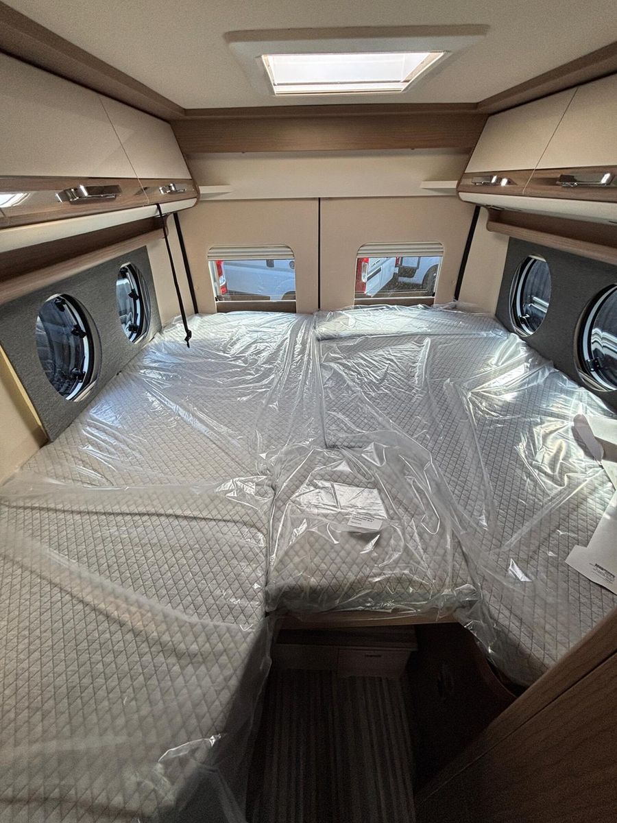 Fahrzeugabbildung Malibu Van first class - two rooms 640 LE RB Fiat