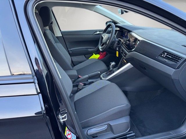 Fahrzeugabbildung Volkswagen Polo 1.0TSI DSG Life SHZ+NAVI+LED+APP+EPH+WR+