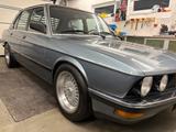 BMW E28 518i H Zulassung. - BMW 518 mit Benzin-Antrieb