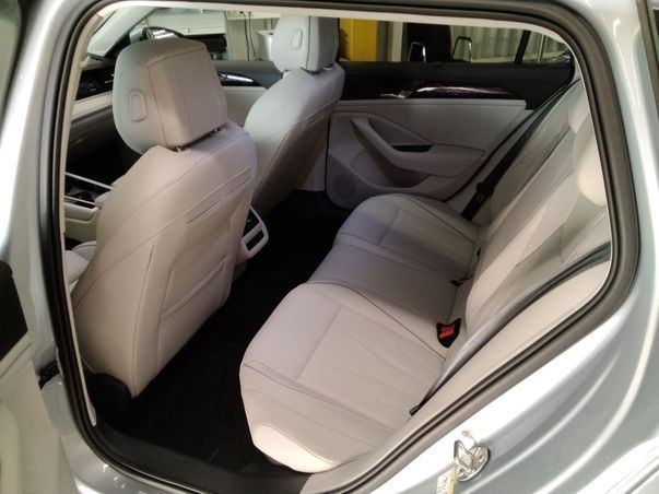 Volkswagen Passat Variant - Bild 7