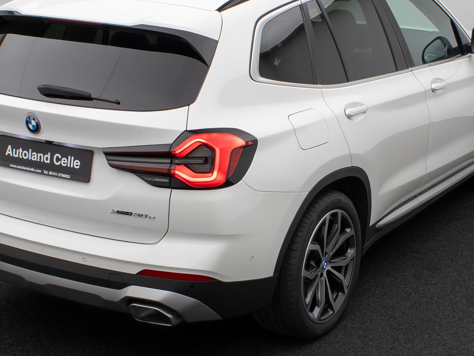 Fahrzeugabbildung BMW X3 xD30e Panorama 360°HUD DAB H/K Komfort 20Zoll