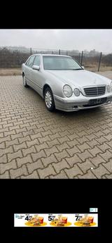 Mercedes-Benz Mercedes e200 - gebrauchte Mercedes-Benz E 200 aus dem Jahr 1999