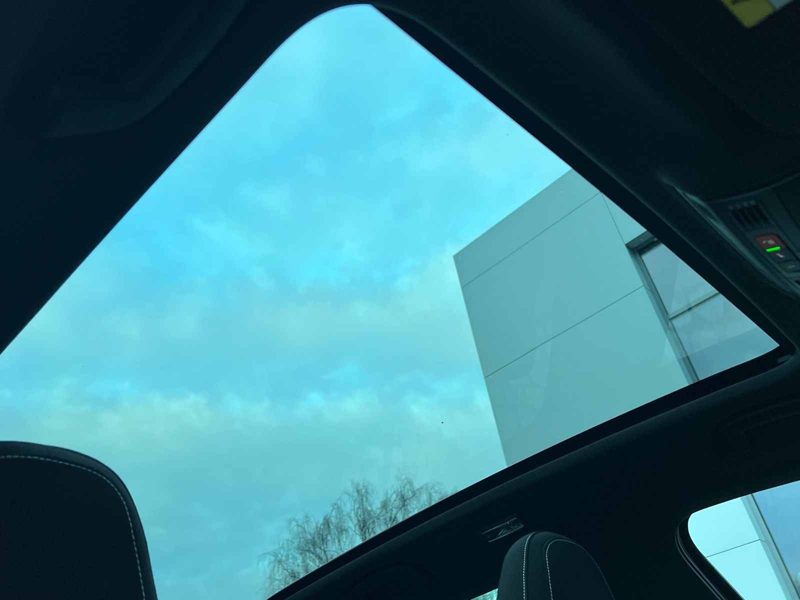 Fahrzeugabbildung SKODA Kamiq Monte Carlo 1.0 TSI DSG *Garantie, LED, AH