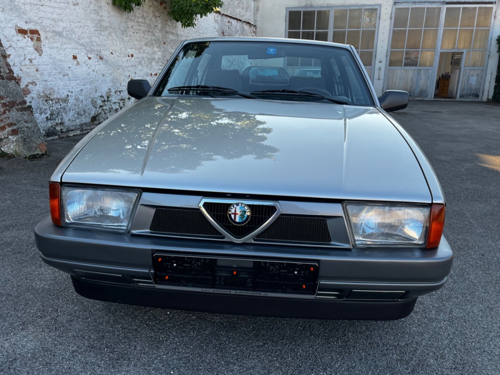 ALFA ROMEO Alfa 75 2
