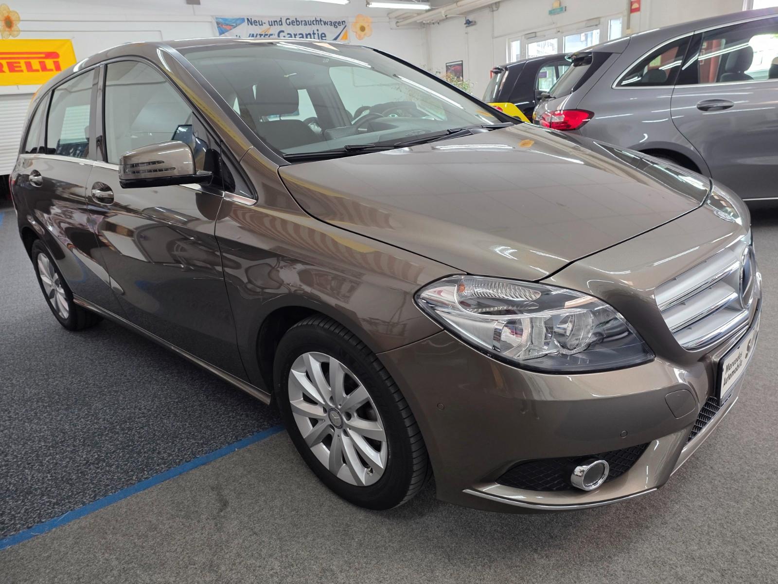 Mercedes-Benz B 180 BlueEFF. 1. Hand,Park-Assistent,Bluetooth,