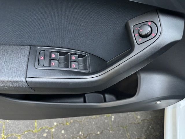 Fahrzeugabbildung SEAT Ateca Style Black BEATS 360° NAV AHK ACC SHZ