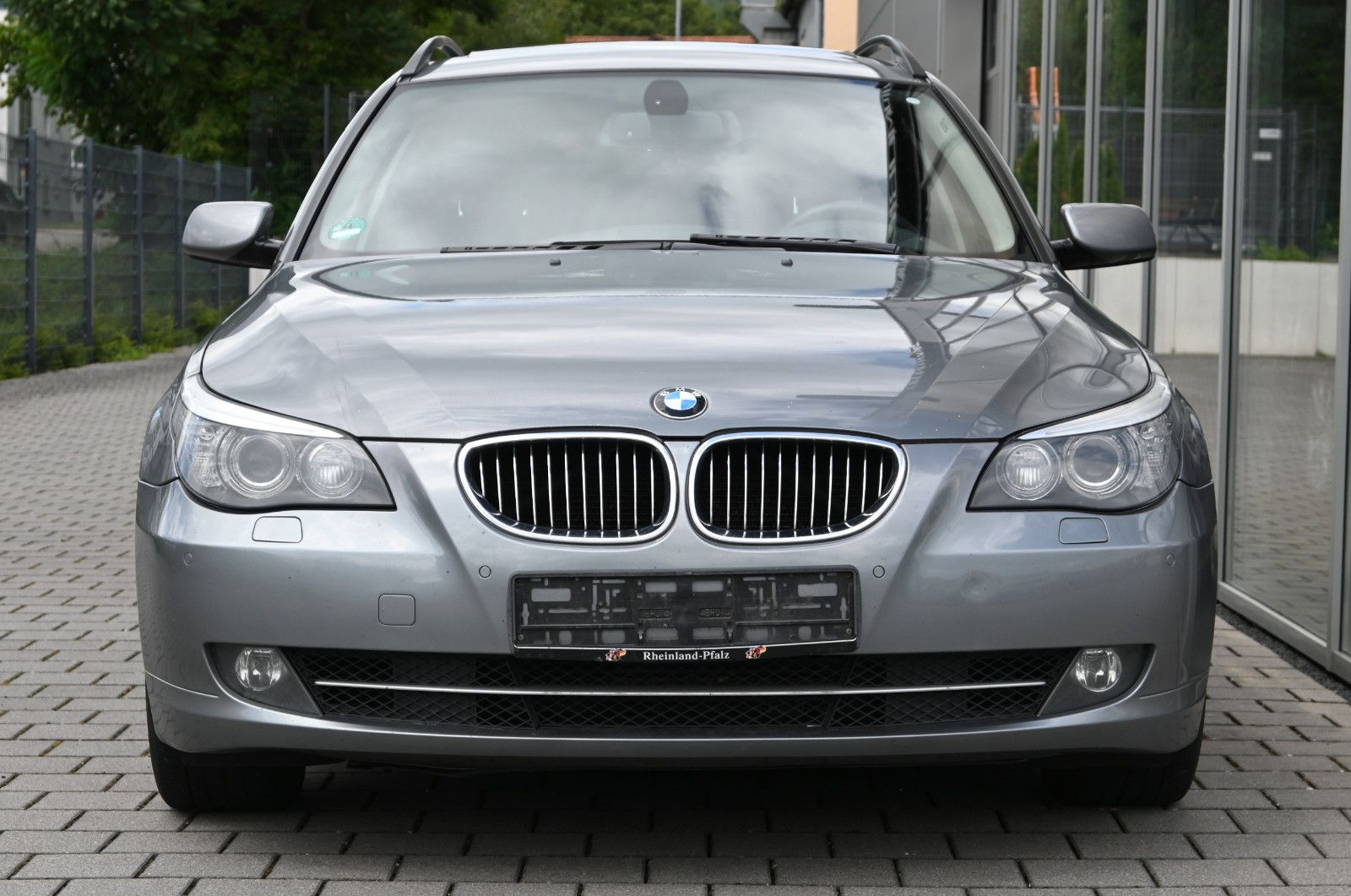 Fahrzeugabbildung BMW 530d Touring °AHK°AKTIVLENK.°DYNAMIC-DR.°KOMF.SI